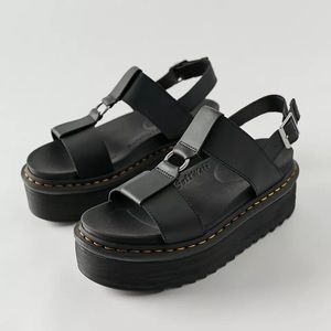 Dr. Martens Bondage O ring platform sandals